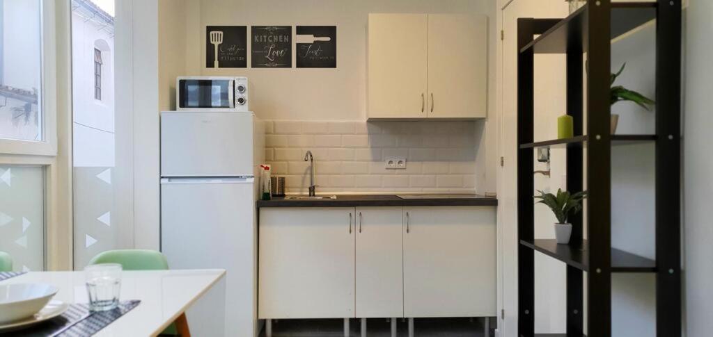 Apartamento De 2020 A Estrenar En Pleno Centro1B Algeciras Buitenkant foto