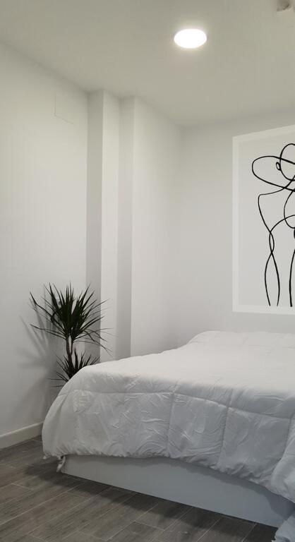Apartamento De 2020 A Estrenar En Pleno Centro1B Algeciras Buitenkant foto